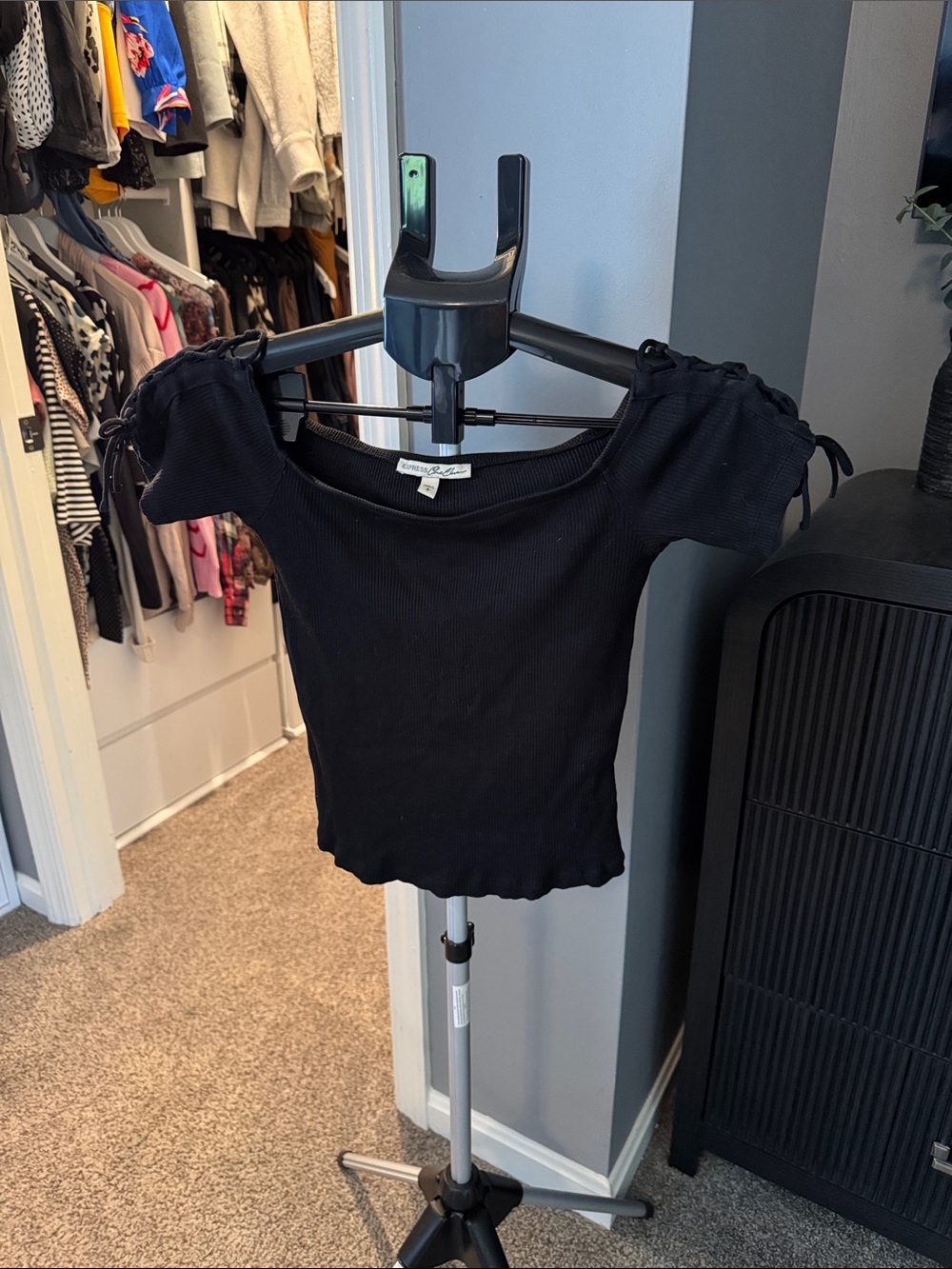 Black Women's Ribbed Off-Shoulder Top with Tie Sleeves